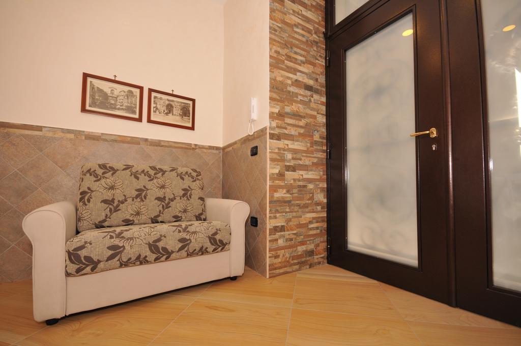 Look House Apartment Naples Luaran gambar