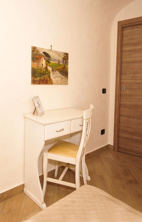 Look House Apartment Naples Luaran gambar